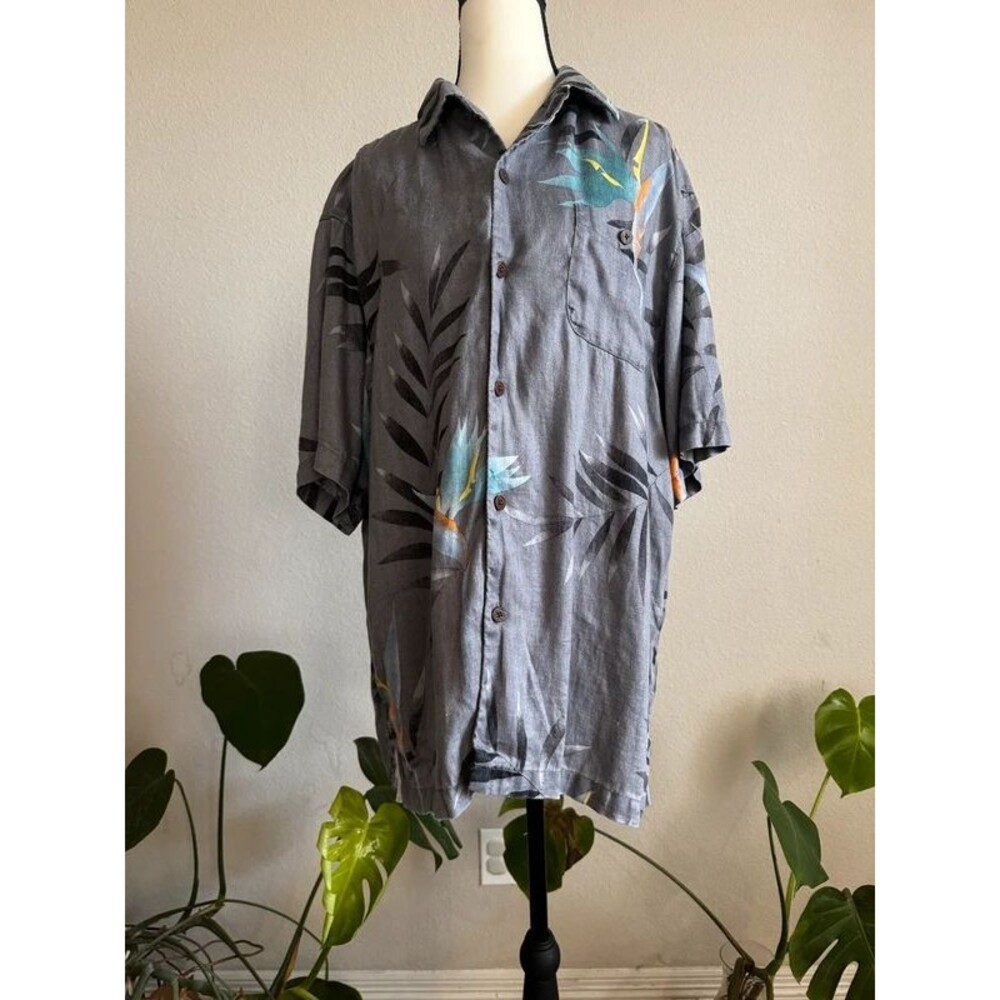 Tommy Bahama 100% Linen Hawaiian Shirt L Gray Tropical Floral Bird of Paradise